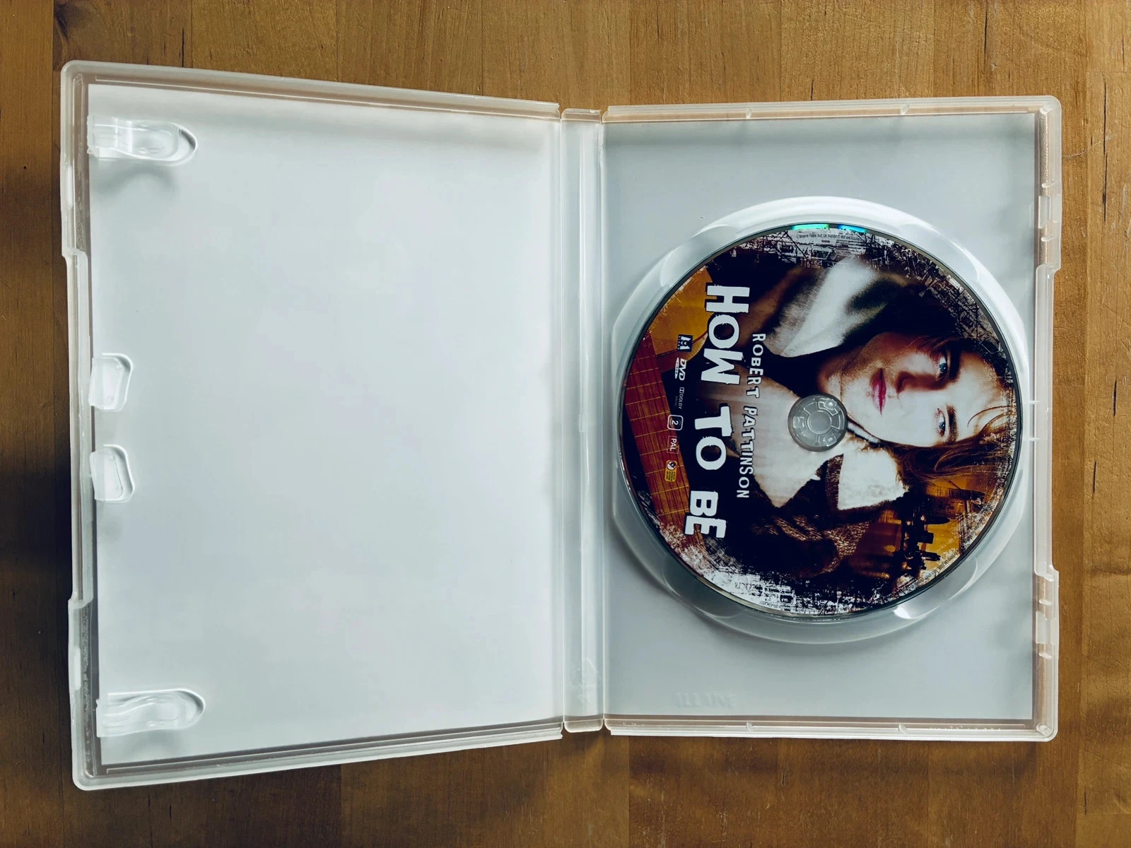 DVD Cómo ser Robert Pattinson. – photo 2